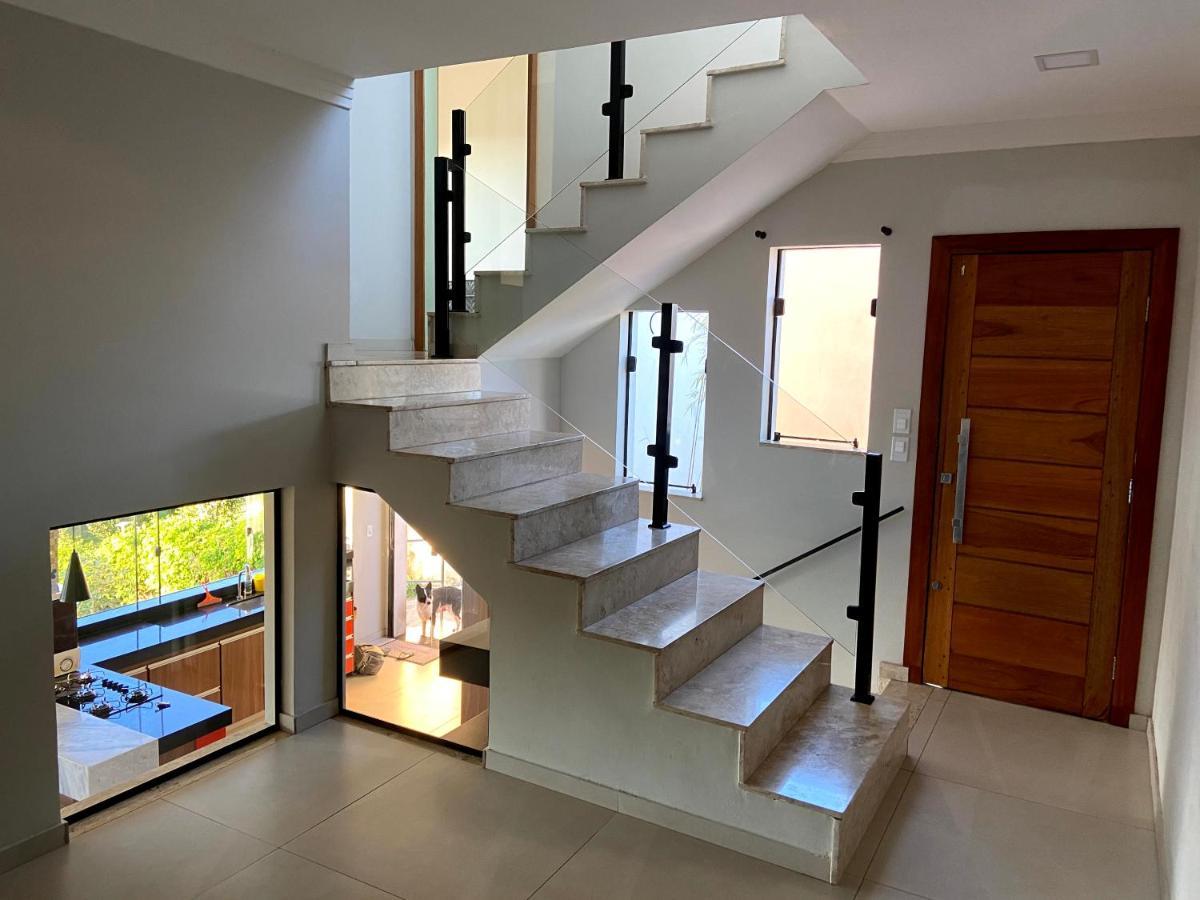 Casa Com Piscina Fundo Pra Represa E Ar Condicionado Casinhabrancadevaranda Ijaci Экстерьер фото